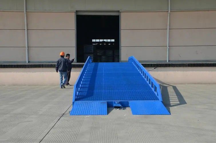 马格德堡移动式液压登车桥